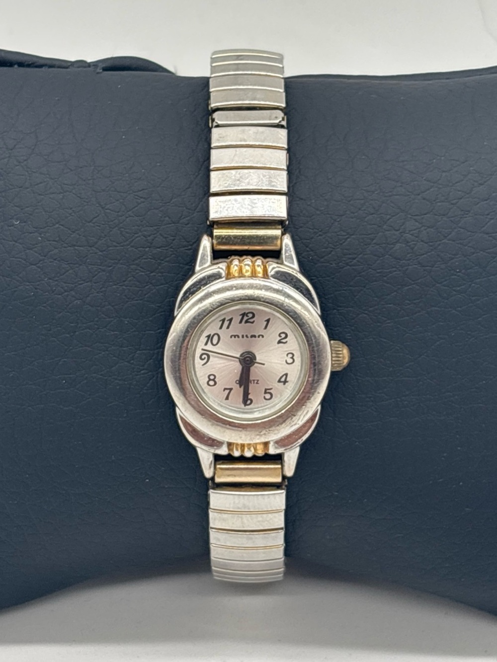 VINTAGE Milan Women’s MLN3005H Stretch Band Wrist Watch PC21S Quartz NEW BATTERY